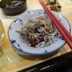 すずや - 辛味大根しらす！