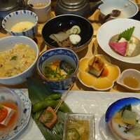 豆富料理と吟醸せいろ蒸し 八かく庵 大阪ステーションシティ店 - 