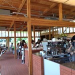 ブルーボトルコーヒー - 天高があって素敵ですね。