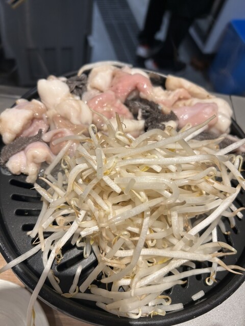 十勝ハーブ牛 ホルモン鉄板焼 もん - 九段下/ホルモン | 食べログ