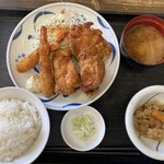 旬どころ ごはん屋さん - エビからミックス定食　1,250円
