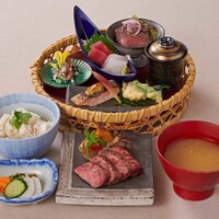 響膳(ひびきぜん)
