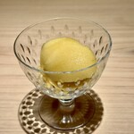 ぬま田 - ももと紅茶のソルベ