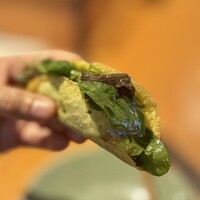 ミ・カサ - サラダ　最後はトルティーヤを巻いてタコスのように