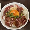 焼肉ここから - 【ライス中250円】の上に乗せて、絵面的にはイイ‼️
かなり、旨そう❗️間違いない、間違いないですよぉ〜。少し生のほほ肉に熱を伝えよう❤︎