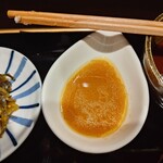 とんかつ肉料理 吉岡 - ドレッシング。
      柑橘系でした。