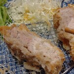 とんかつ肉料理 吉岡 - 今度はまた、おソースで