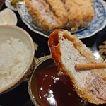 とんかつ肉料理 吉岡 - 