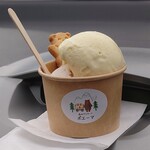 森のジェラート ポエーマ - しそみるく＆レモンのダブル450円