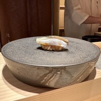 鮨 由う - 