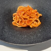 ヴォーロ・コズィ - トマトソースのパスタ（連れが注文）