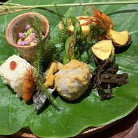 青蓮院門跡前 月おか - 