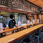 261873331 - 店内カウンター席の様子～!!( ^o^)ﾉ