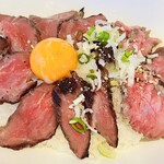 肉八や - 霞浦牛ローストビーフ2983丼