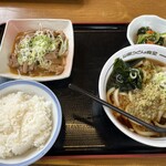 山田うどん - 料理写真: