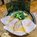 ラーメン 末廣家 - 