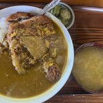 おおもり - 2024/09/06
      カツカレー 1,000円
