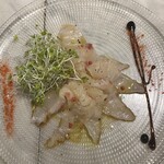 Tucusi - 鮮魚のカルパッチョ