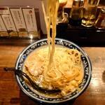 和風楽麺 四代目 ひのでや - 僅かに縮れた細麺✨