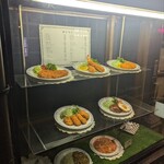 ハチロー - ショウウィンドウ