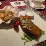 翠陽 - 活けオマール海老とホタテ貝のXO醬炒め，長野県産鮎とマコモダケの春巻き