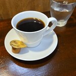 キッチン ブルー グローブ - ホットコーヒーのアップ