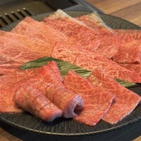 焼肉うしごろ 新宿三丁目店 - 