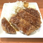 国民酒場 じぃえんとるまん - とんかつ