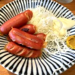 国民酒場 じぃえんとるまん - 赤ウインナー