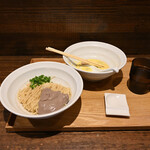 NIBOSHI MANIA - 新秋刀魚の肝身和え玉着丼