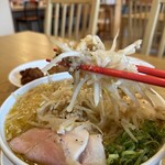 鶏そば・から揚げ専門店 らーめんえびす - 