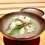炎水 - 鱧のお椀　鱧玉子豆腐とつるむらさきを添えて