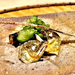 炎水 - 頭と中骨はカラッと揚げて　胡瓜の甘酢漬けも美味しい！