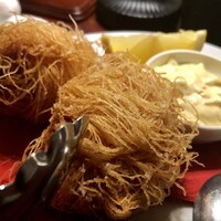 カルネジーオ イースト - 