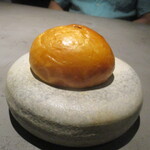 GapricE - パン：自家製ブリオッシュは、甘みのある、温かフワフワです。