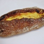 ラトリエ ドゥ プレジール - ﾊﾟﾝ ｵ ﾉﾜ ｴ ﾚｻﾞﾝ ｵ ﾌﾛﾏｰｼﾞｭ　350円　（2013/8）　（＾＾ｂ