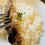 MEAT YOU - 厚みはこんな感じ♫