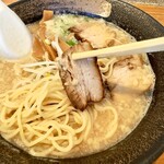 喫茶Live - 濃旨とんこつらーめん870円