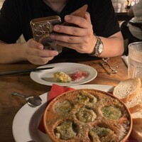 カルネジーオ イースト - 