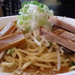 ドロップハンマー - ドロップハンマー ＠本蓮沼 マゼソバ 横からの眺め