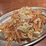 中華 わたる - ピリ辛ガーリックもやし