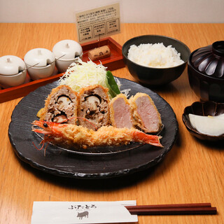 ランチはお得にご飯に合う豚肉料理をご用意