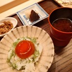 山﨑 - 万願寺唐辛子の炊き込みご飯、赤出汁、牛肉の時雨煮、漬物