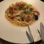 アジト 六本木 - 燻製秋刀魚で、イワシより食べやすいペペロンチーノ