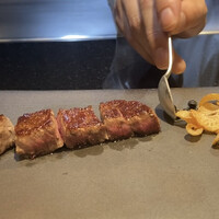 鉄板焼 石狩 - 宗谷岬牧場産「宗谷黒牛」
                      　フィレステーキ50g