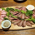 アリー キャット カフェ - 肉盛り合わせ(4～5人用)