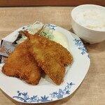 バーミヤン - アジフライ・ご飯セット330円