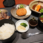 すてーきはうす 伊勢屋 - 「牛たんずくし膳」、税込み2,200円。