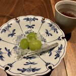 和食しんくろ - 山梨県産　シャインマスカット