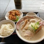麺屋甚八 - 